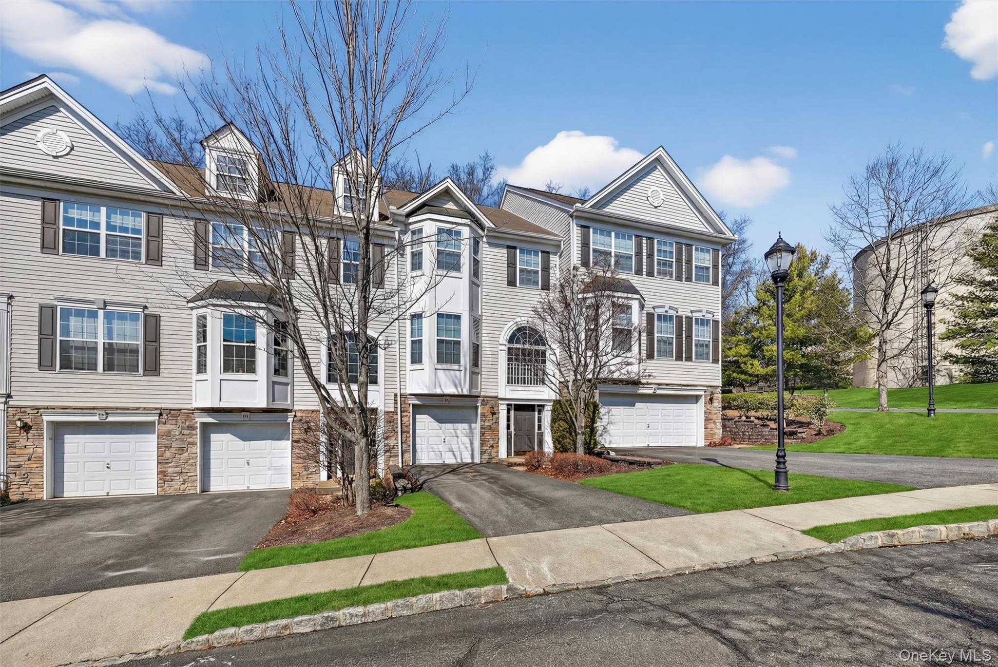 44 Barr Lane, Monroe, NY 10950