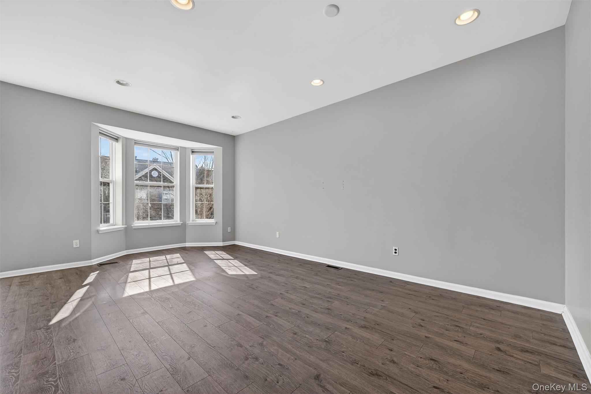 44 Barr Lane, Monroe, NY 10950