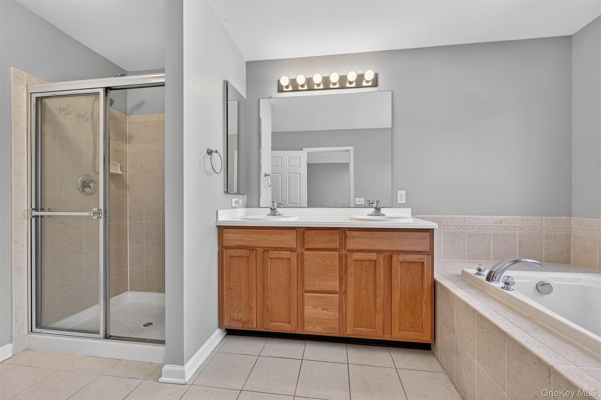 44 Barr Lane, Monroe, NY 10950