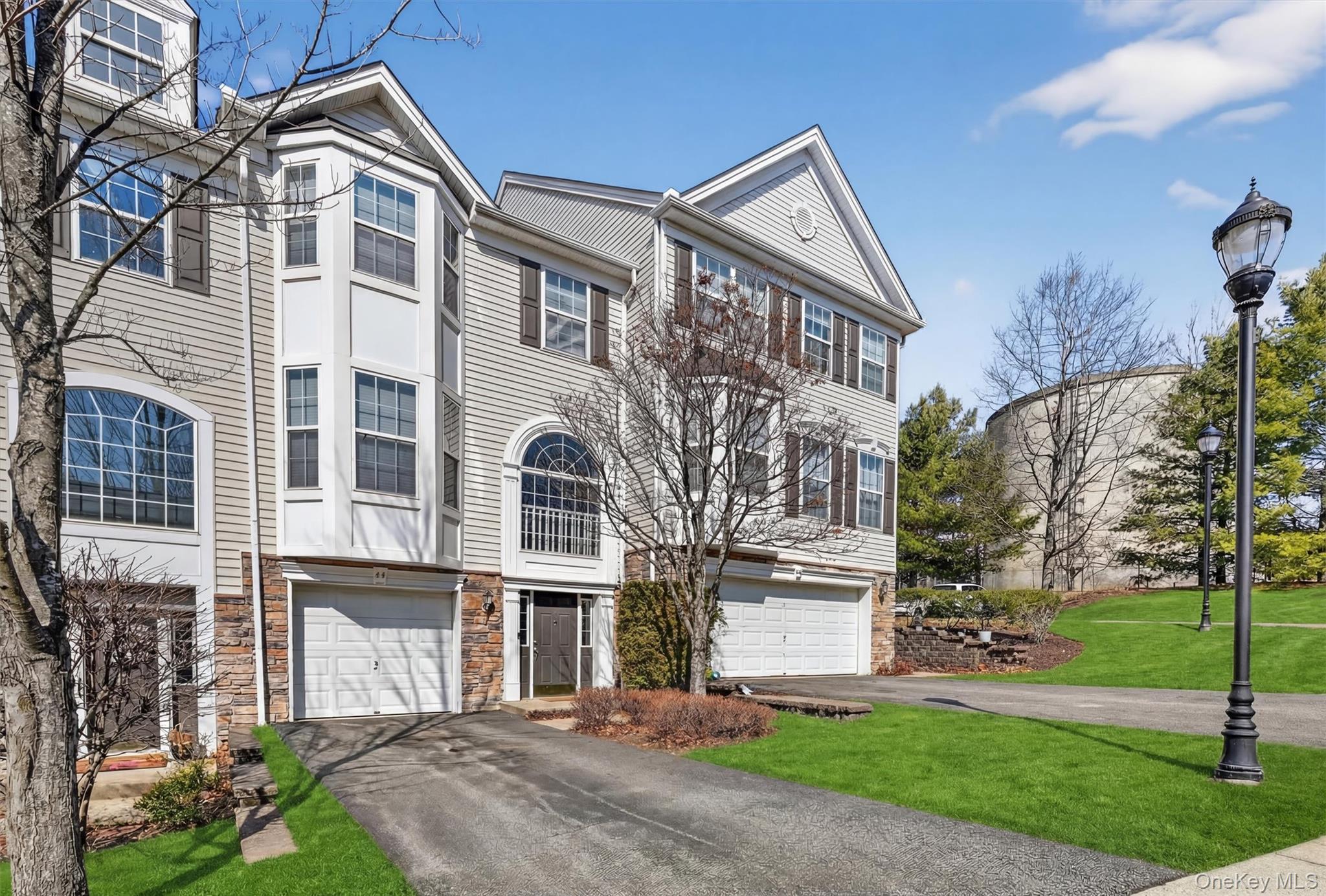 44 Barr Lane, Monroe, NY 10950