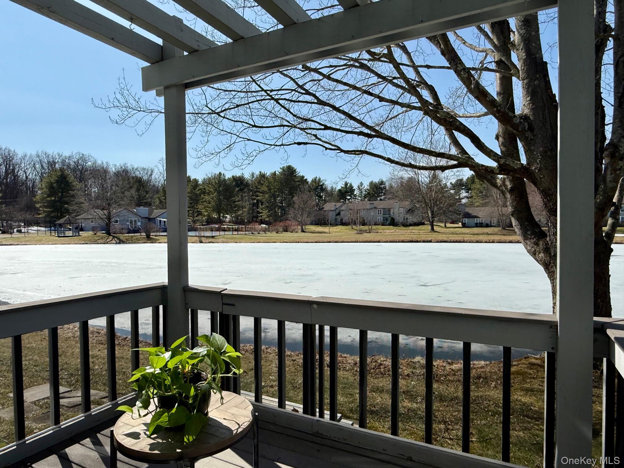 14 Pond Drive E, Rhinebeck, NY 12572