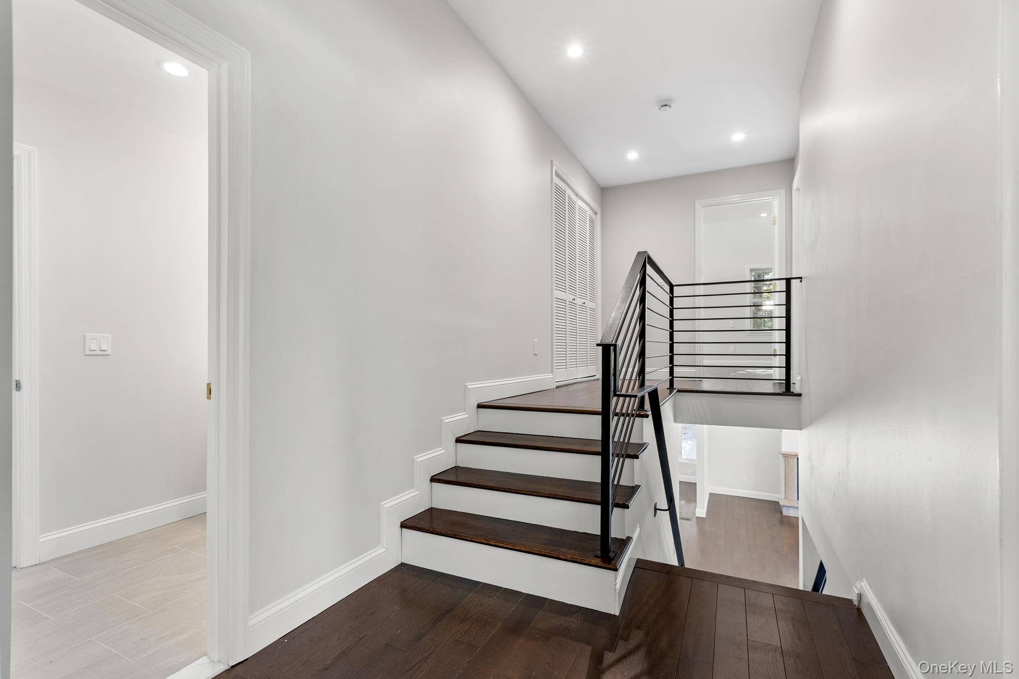 91 Worthington Road, White Plains, NY 10607