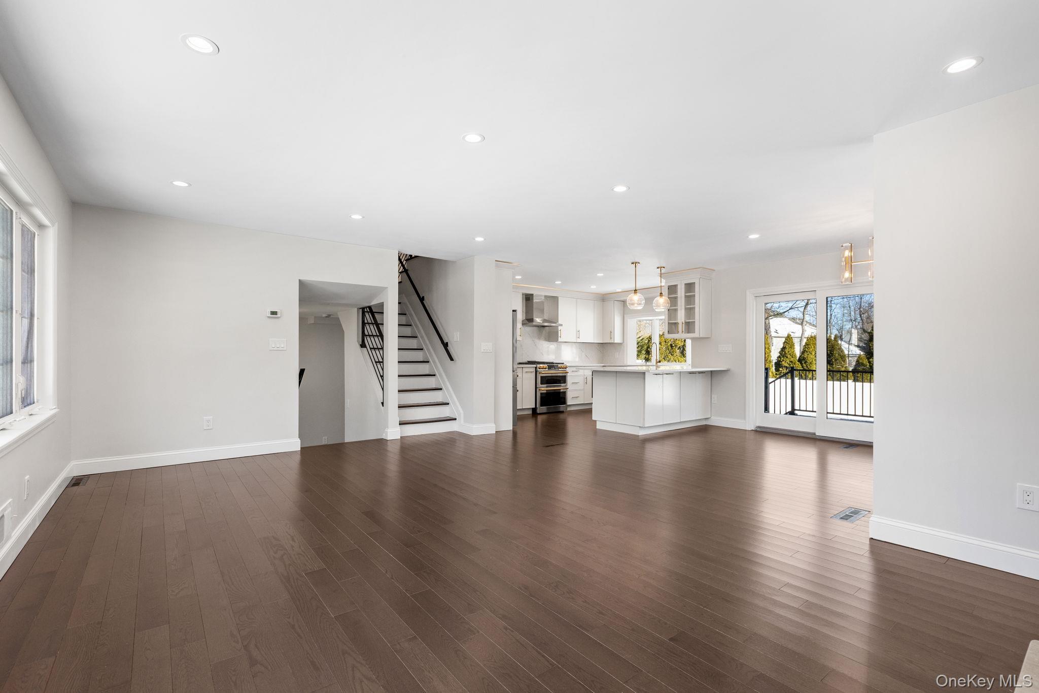 91 Worthington Road, White Plains, NY 10607