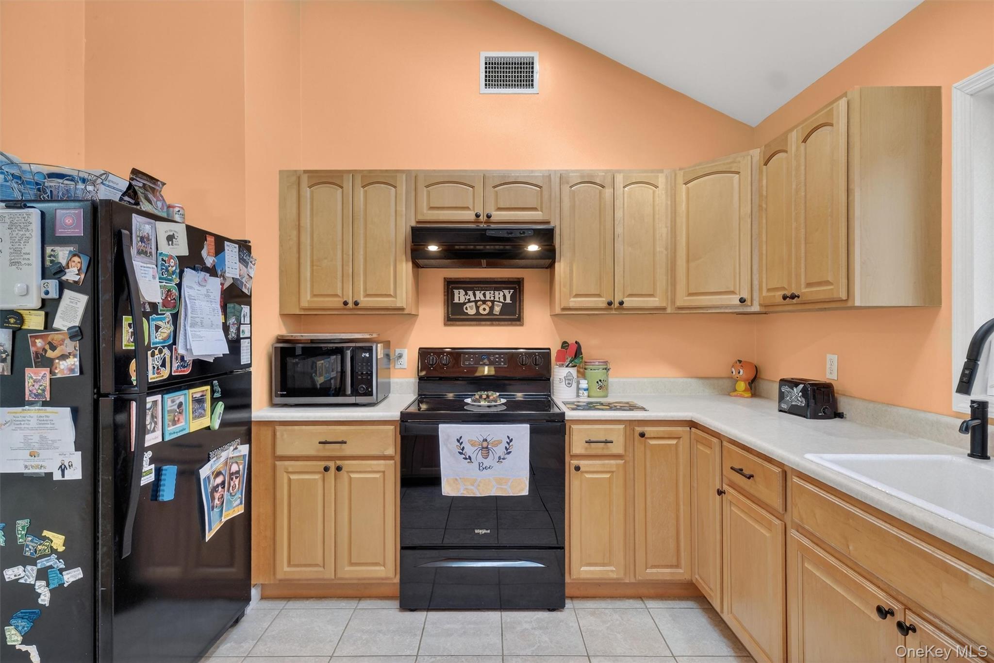 13 Timberline Drive, Poughkeepsie, NY 12603