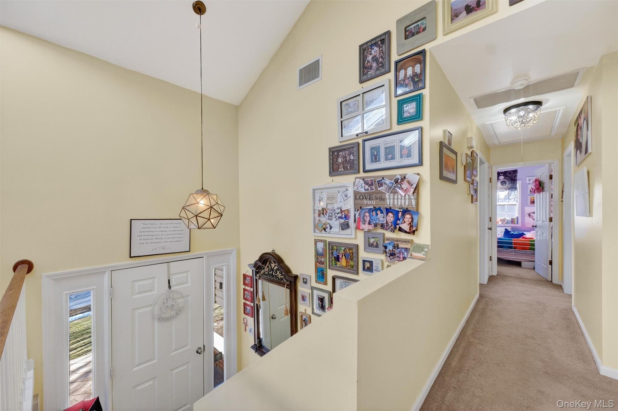 13 Timberline Drive, Poughkeepsie, NY 12603