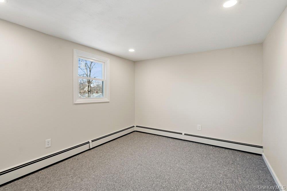 189 Trouville Road, Copiague, NY 11726