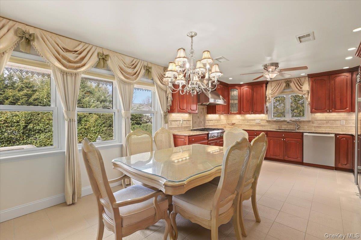 7 Greystone Circle, Bronxville, NY 10708