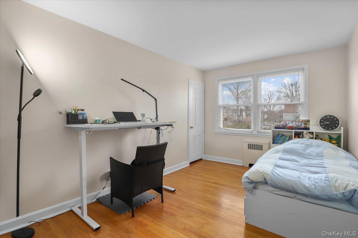 10 Madison Road, Scarsdale, NY 10583