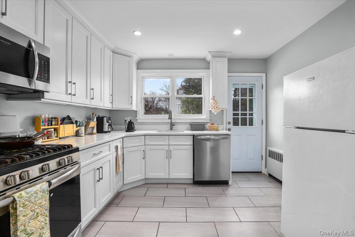 10 Madison Road, Scarsdale, NY 10583