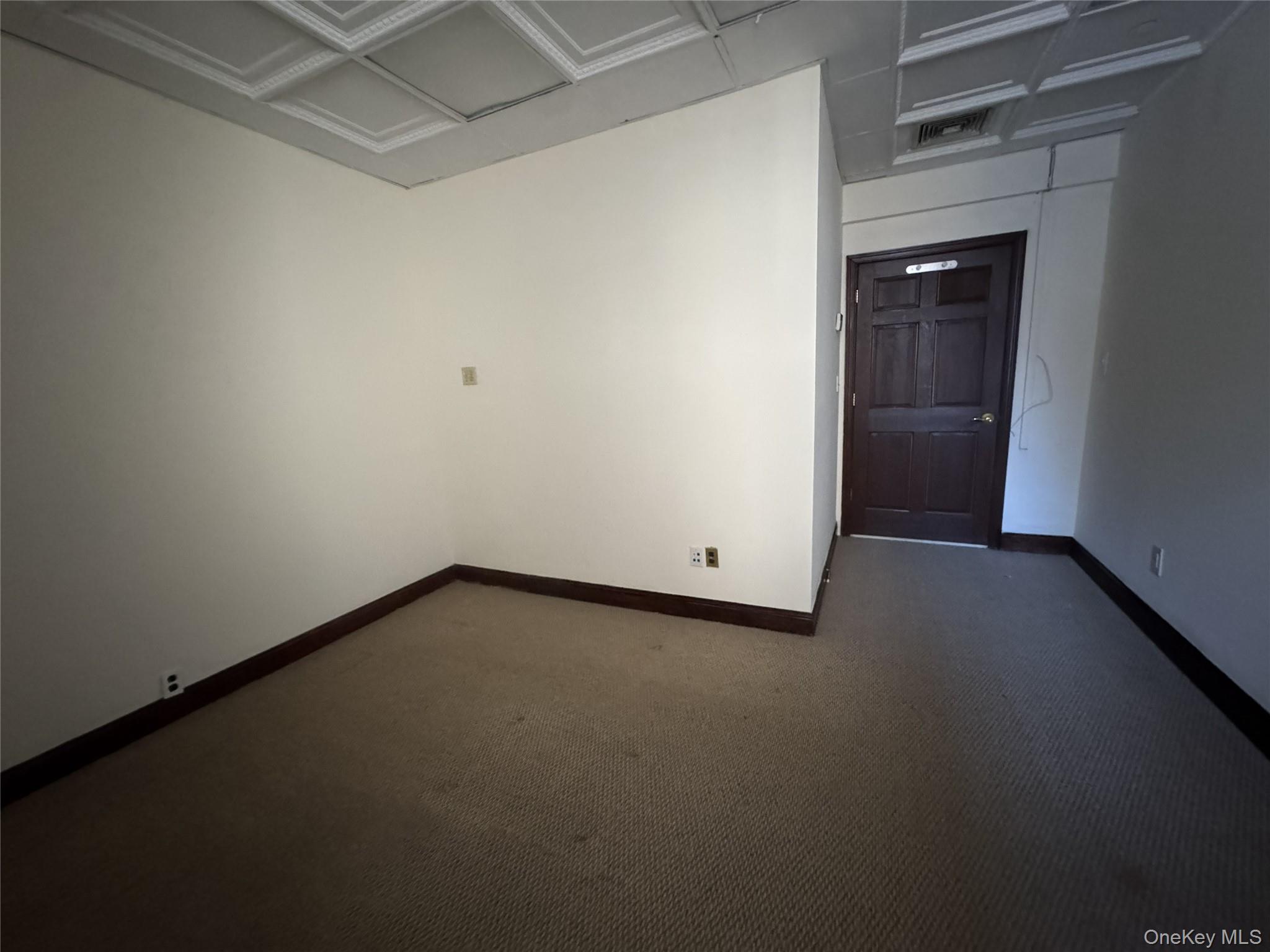 175 E Shore Road, Great Neck, NY 11023