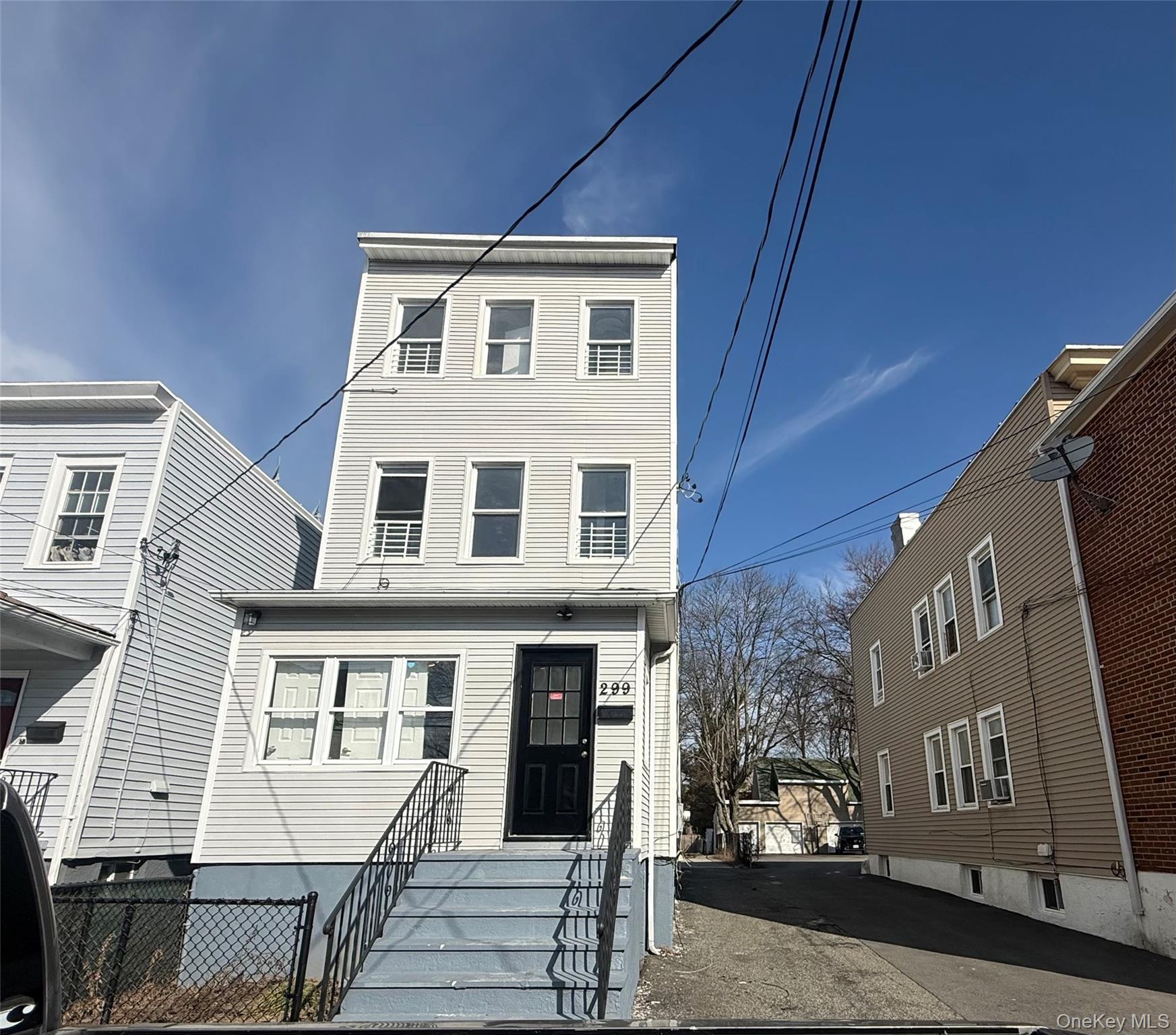 299 Sickles Avenue, New Rochelle, NY 10801