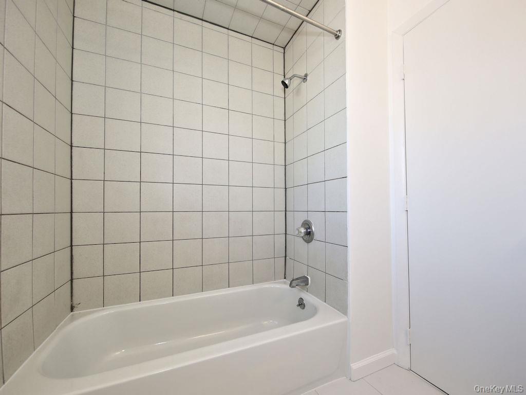 83 Grandview Avenue # 2nd floor, Port Chester, NY 10573