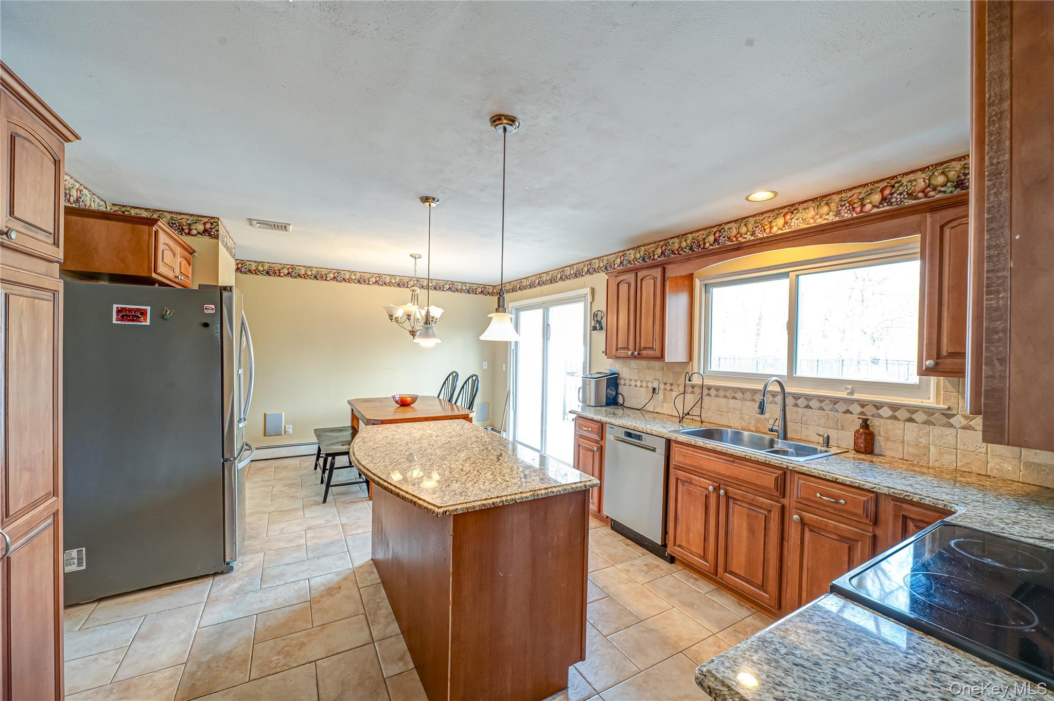 19 Tamara Court, Melville, NY 11747