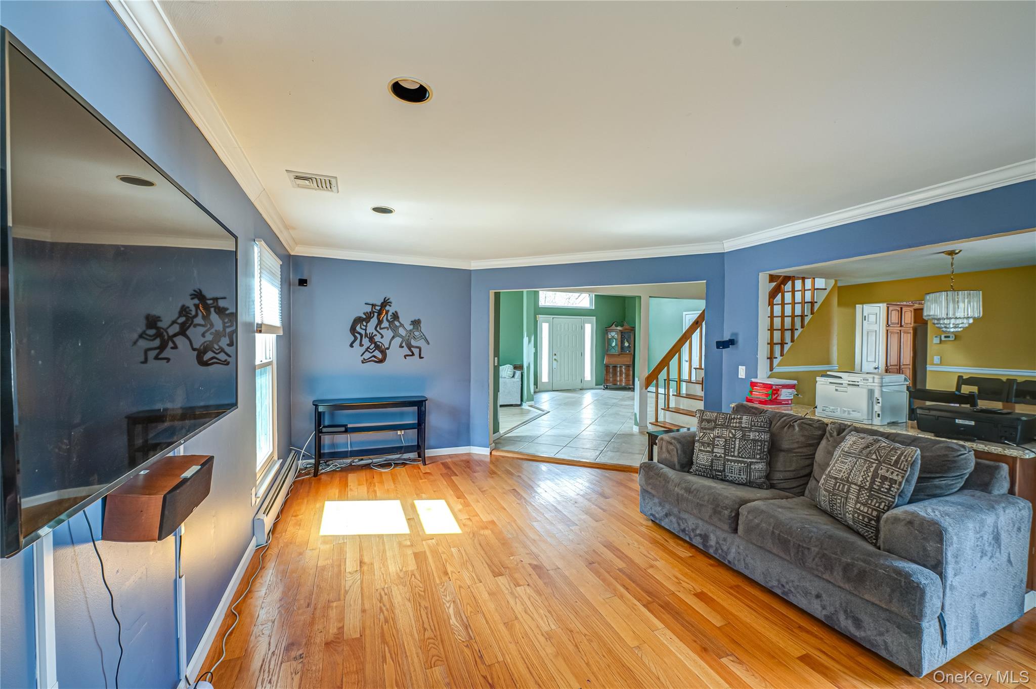 19 Tamara Court, Melville, NY 11747