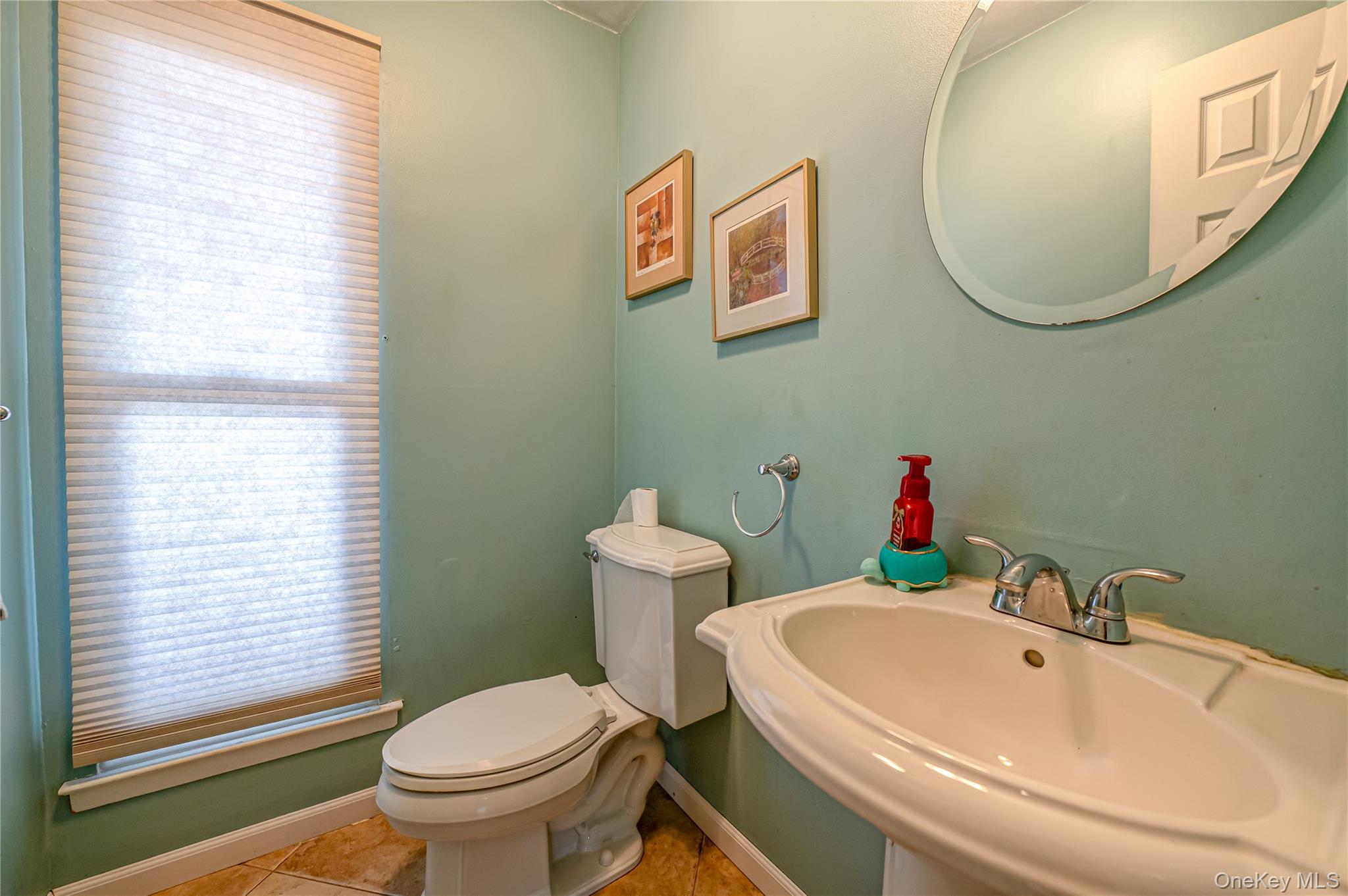 19 Tamara Court, Melville, NY 11747