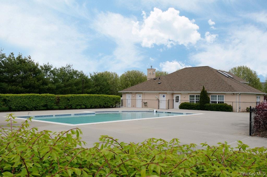 128 Cinnamon Court, Melville, NY 11747