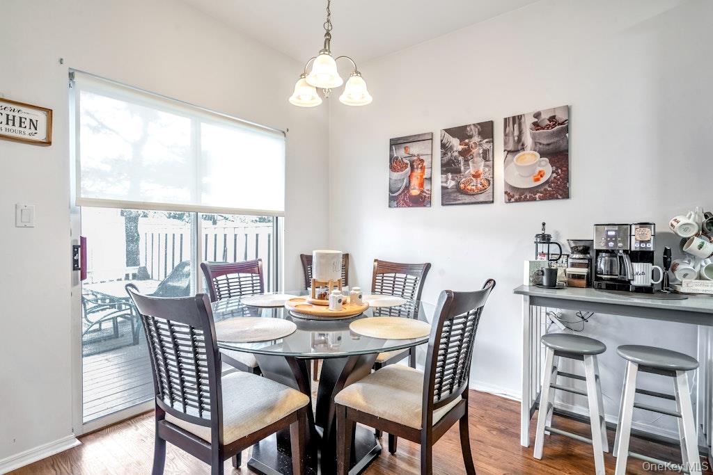 128 Cinnamon Court, Melville, NY 11747