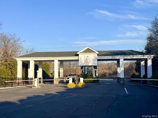 128 Cinnamon Court, Melville, NY 11747