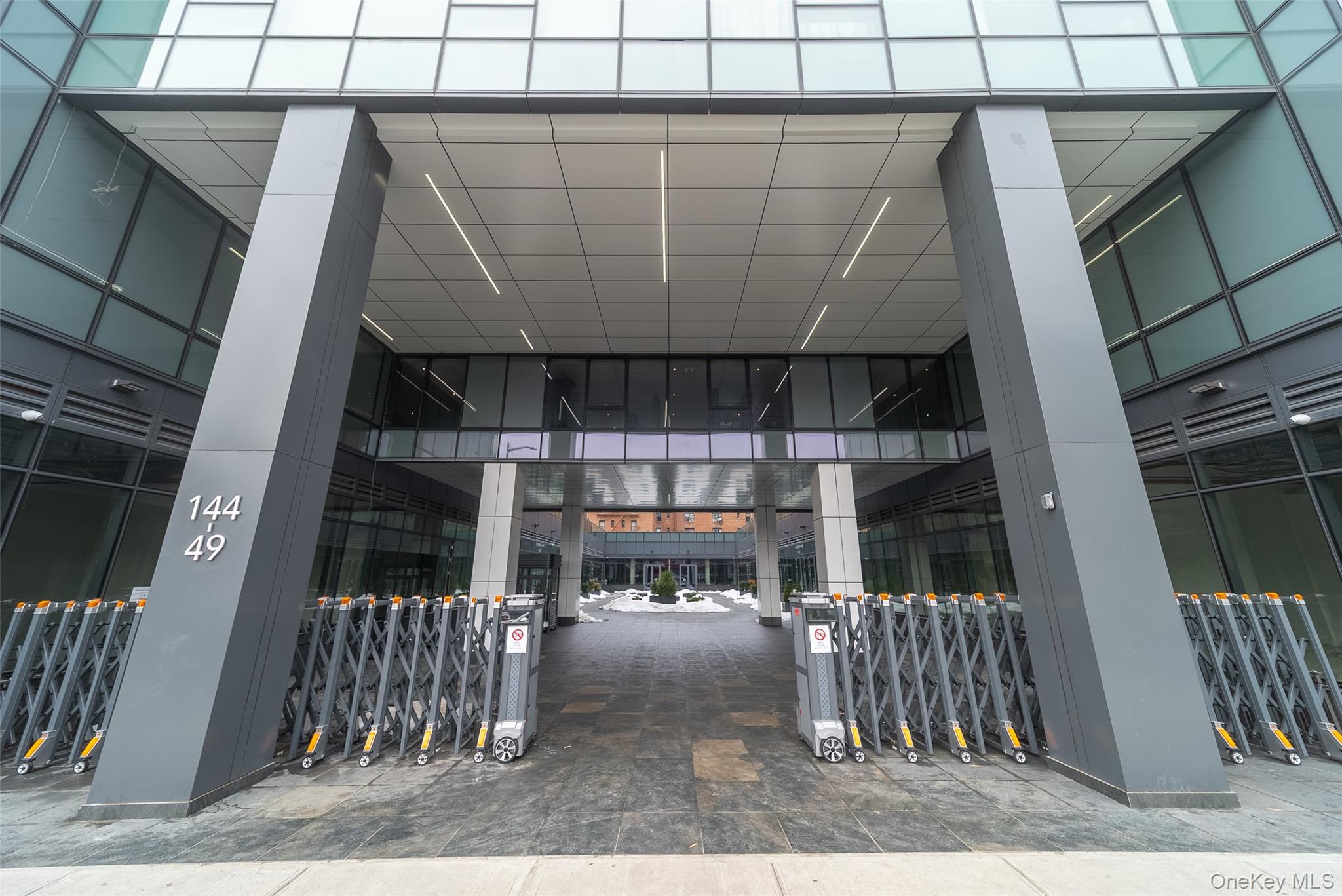 14449 Northern Boulevard # 325, Flushing, NY 11354