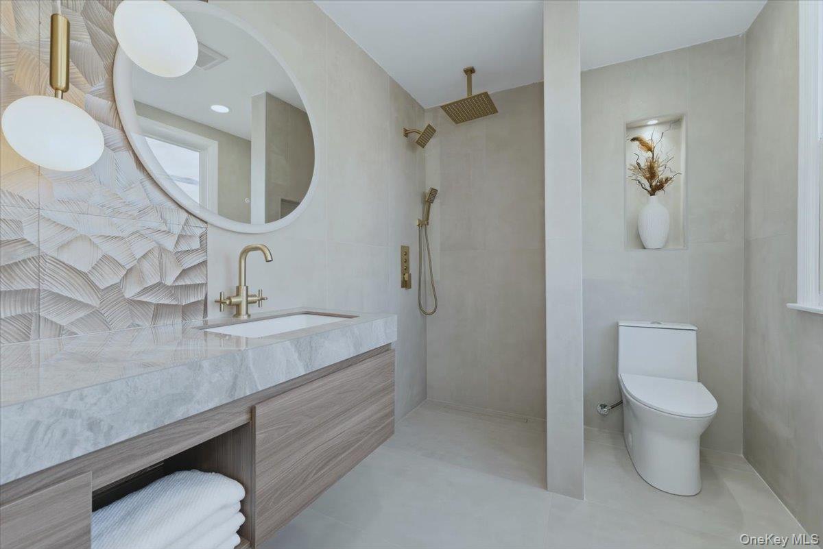 38 Lafayette Drive, Shirley, NY 11967