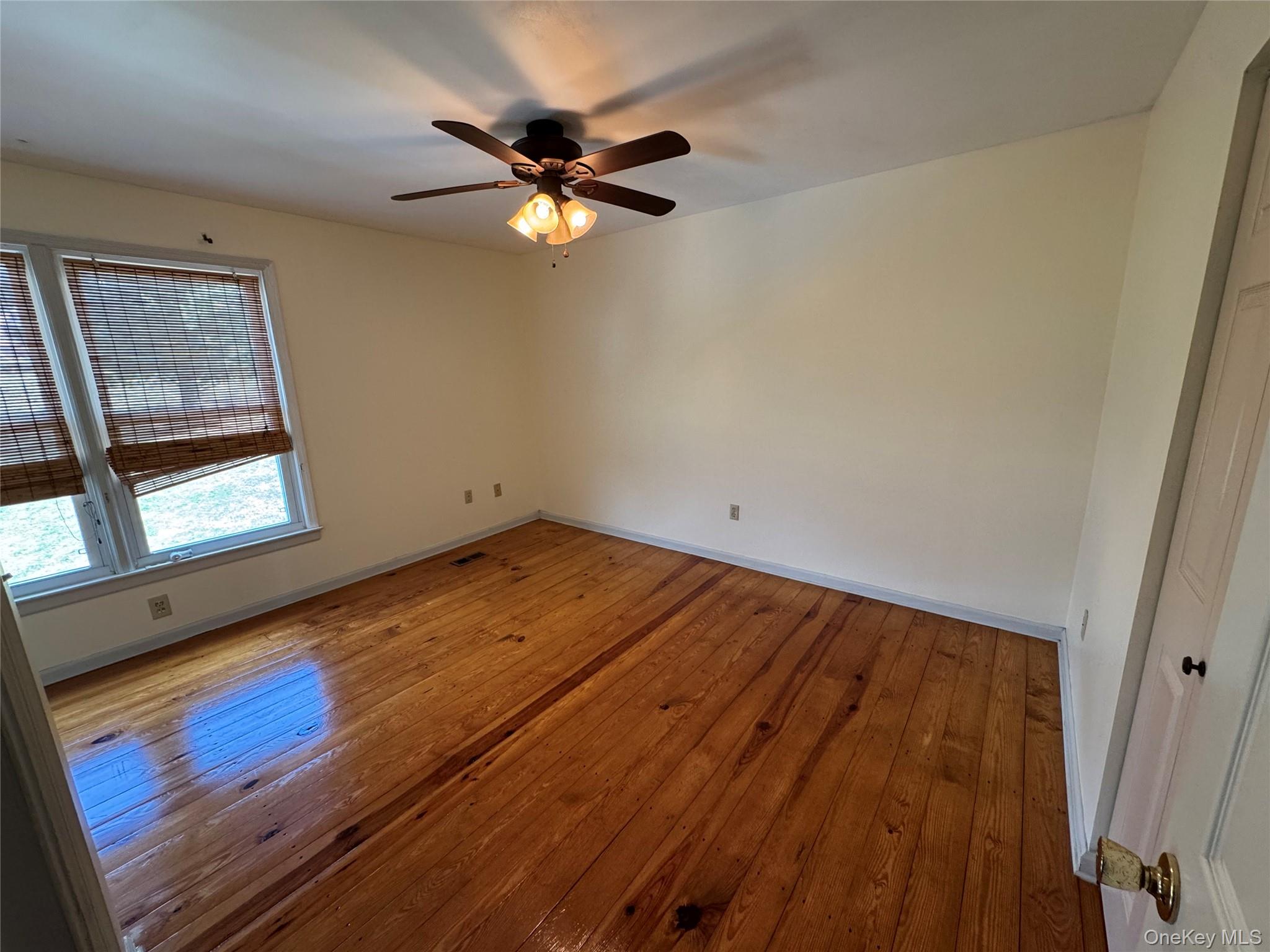 15 Helen Court, Beacon, NY 12508