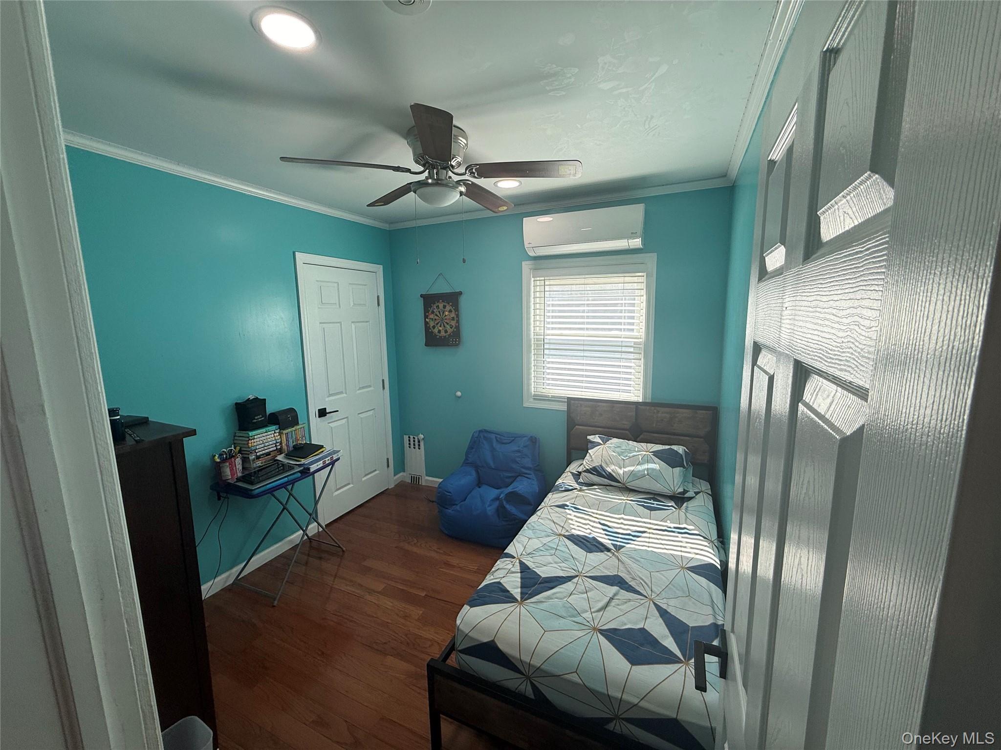 43 Dewitt Street, Valley Stream, NY 11580