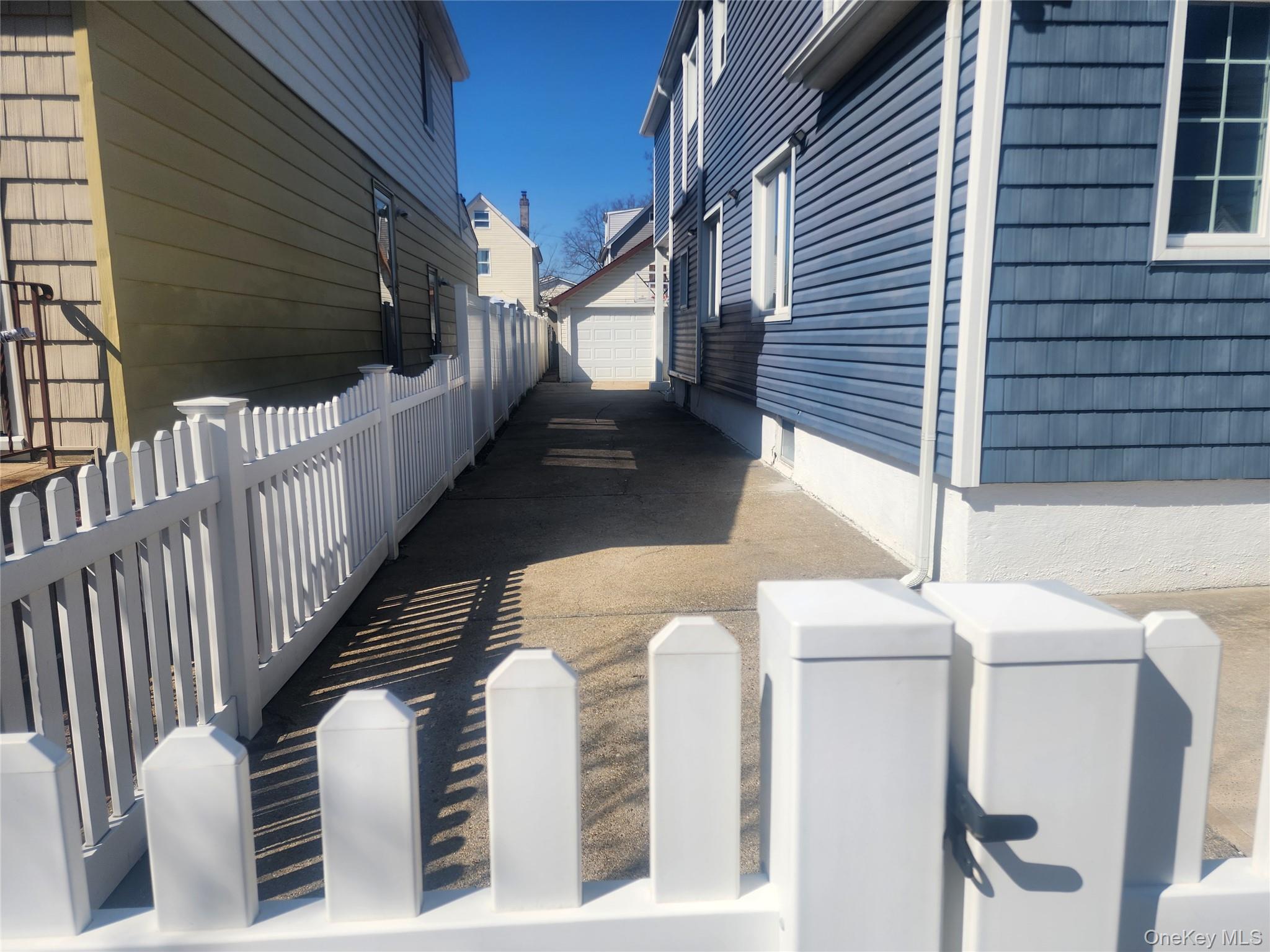 43 Dewitt Street, Valley Stream, NY 11580