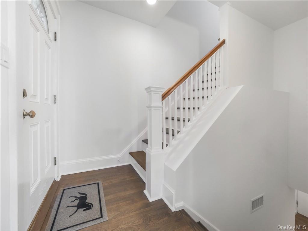 29 Fremont Street # B, Harrison, NY 10528