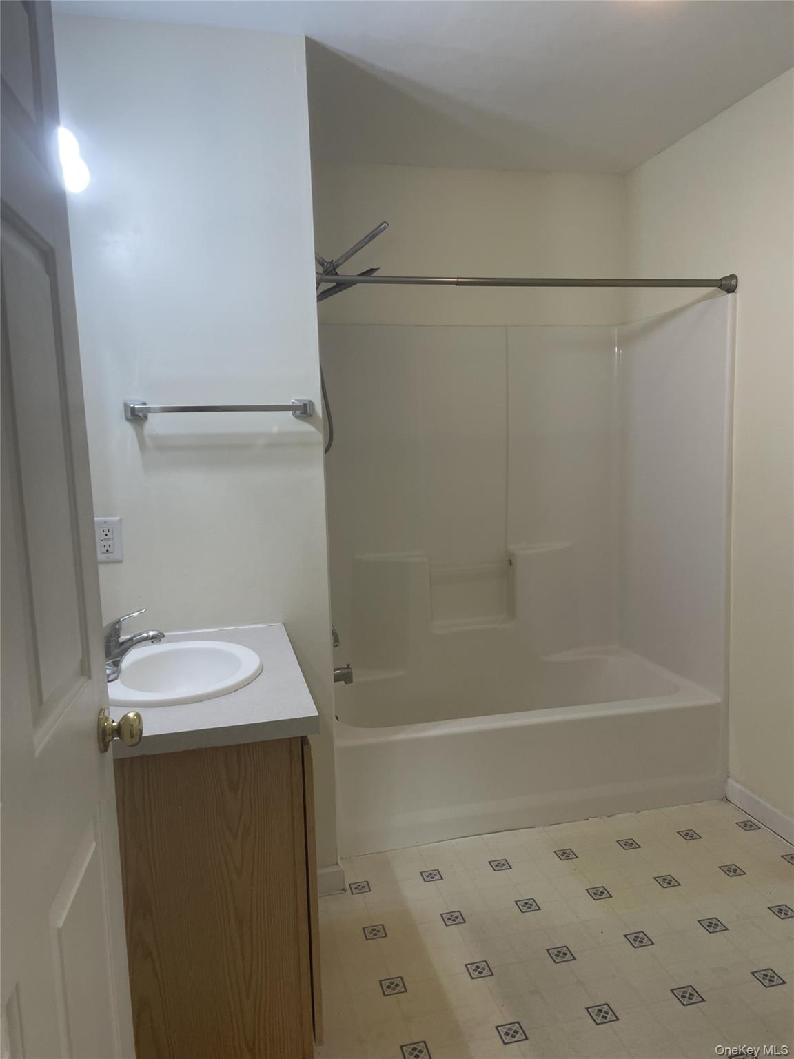 696 South # 1, Highland, NY 12528