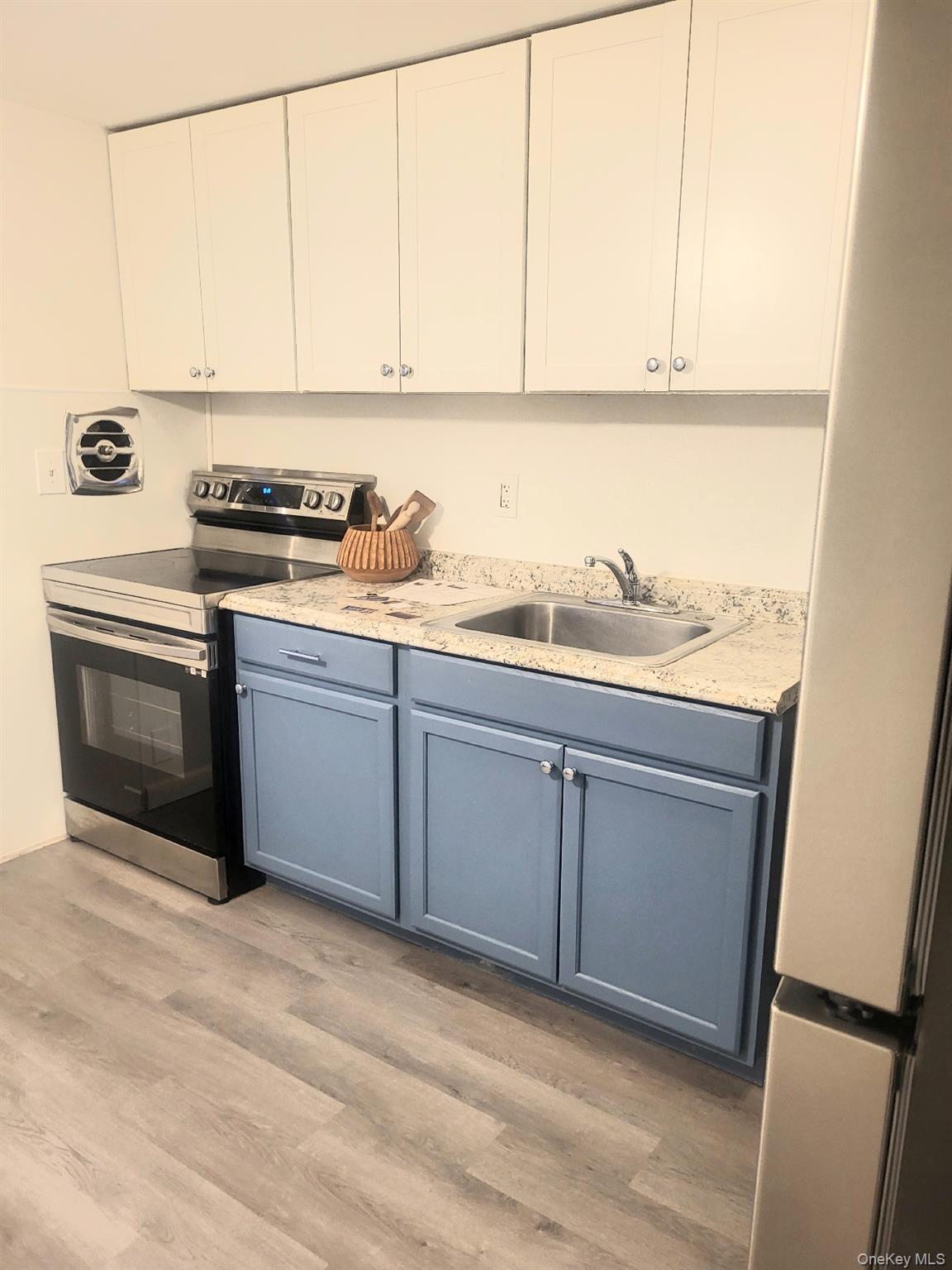 1204 Parr Lake Drive # 12D, Newburgh, NY 12550