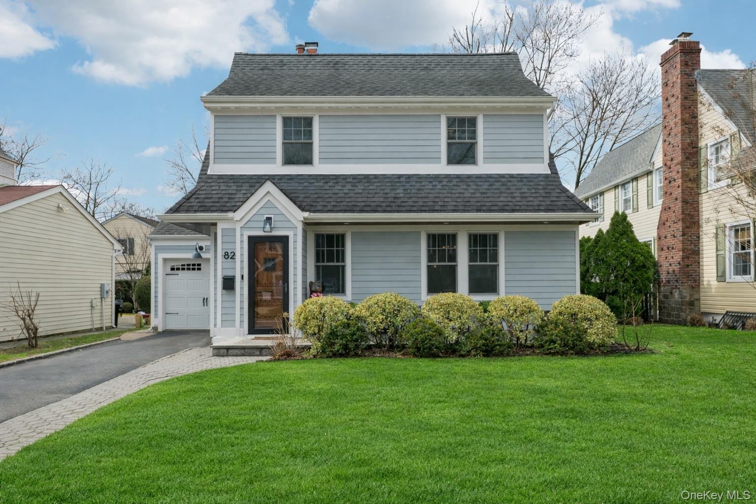 82 Adams Street, Garden City, NY 11530