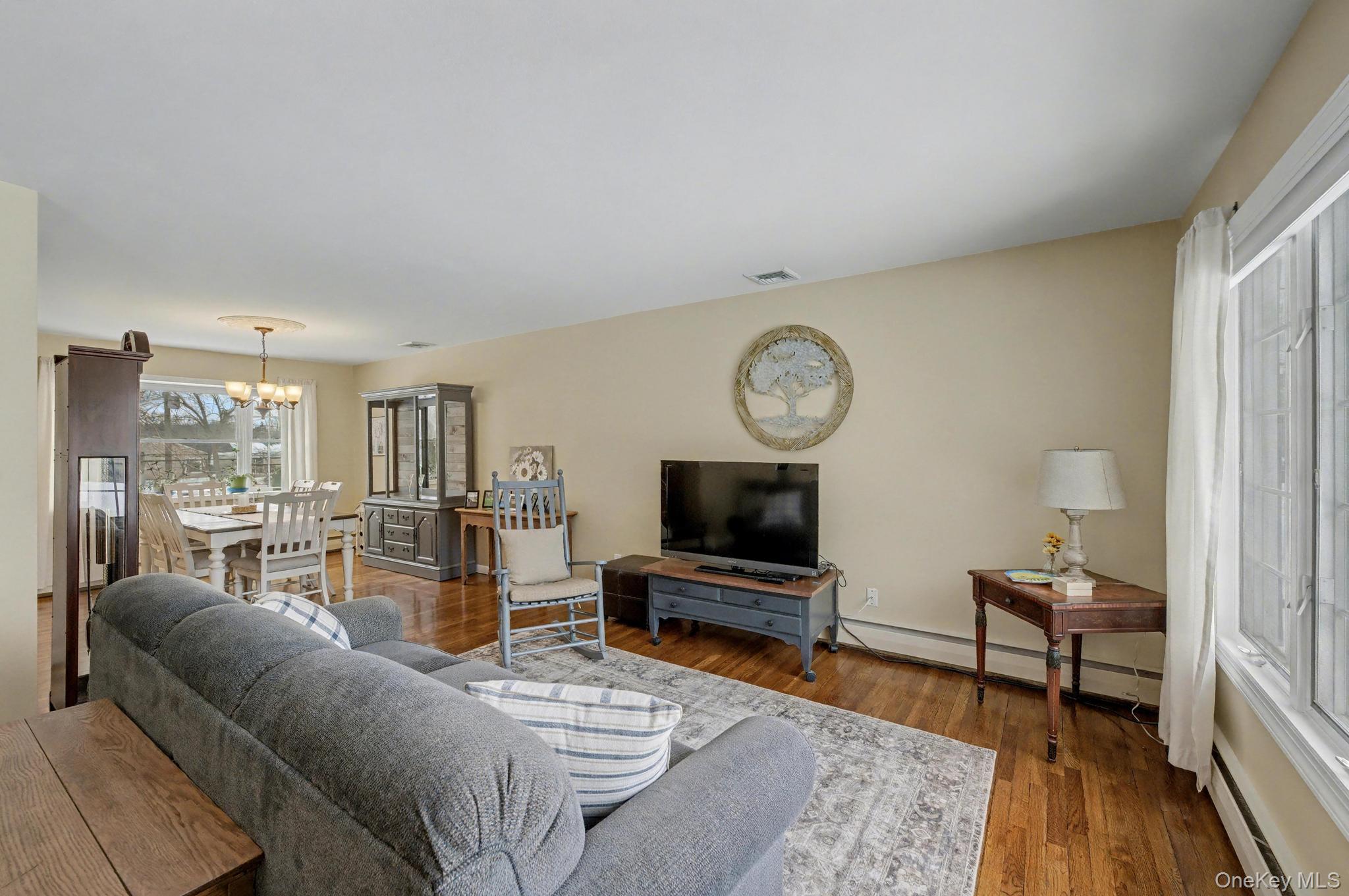 31 Marshmallow Drive, Commack, NY 11725