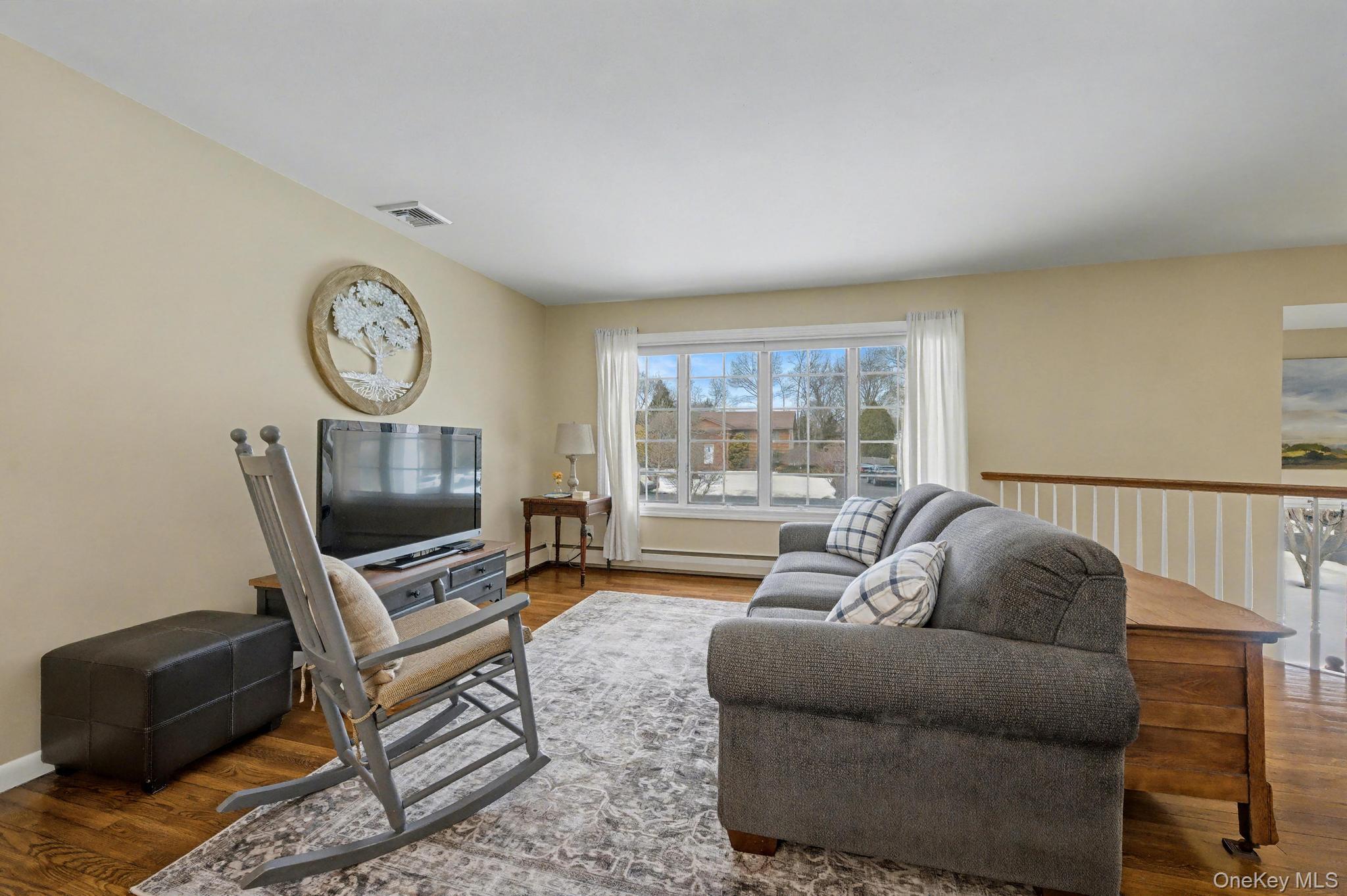 31 Marshmallow Drive, Commack, NY 11725