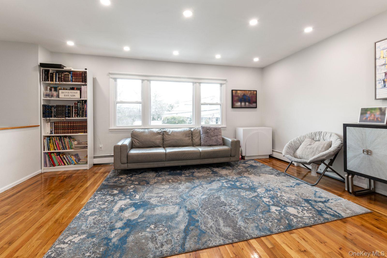 409 barnard Avenue, Woodmere, NY 11559