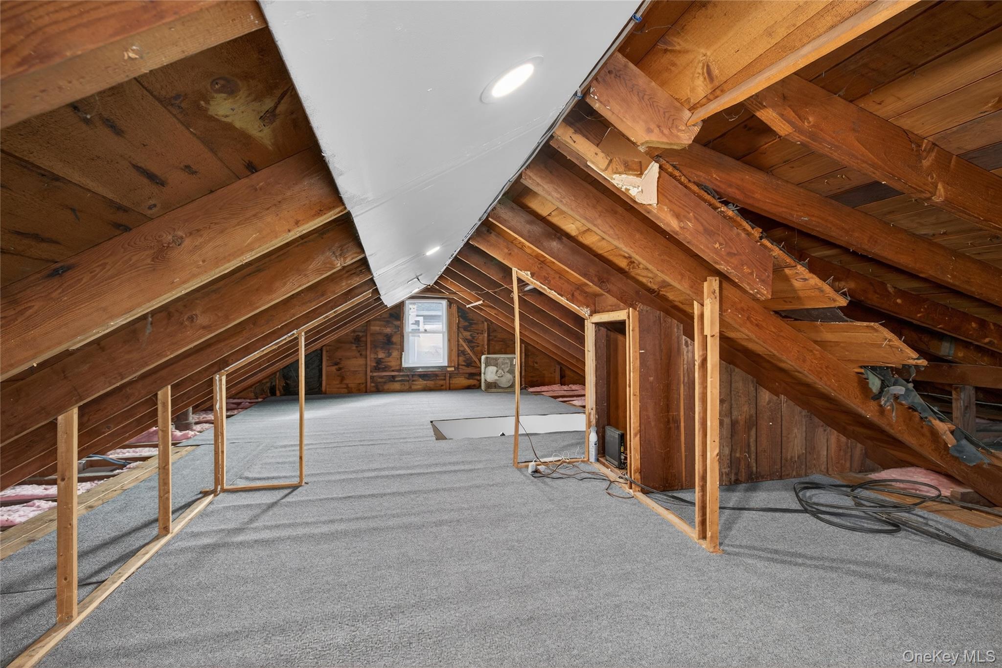 47 Weeks Road, North Babylon, NY 11703