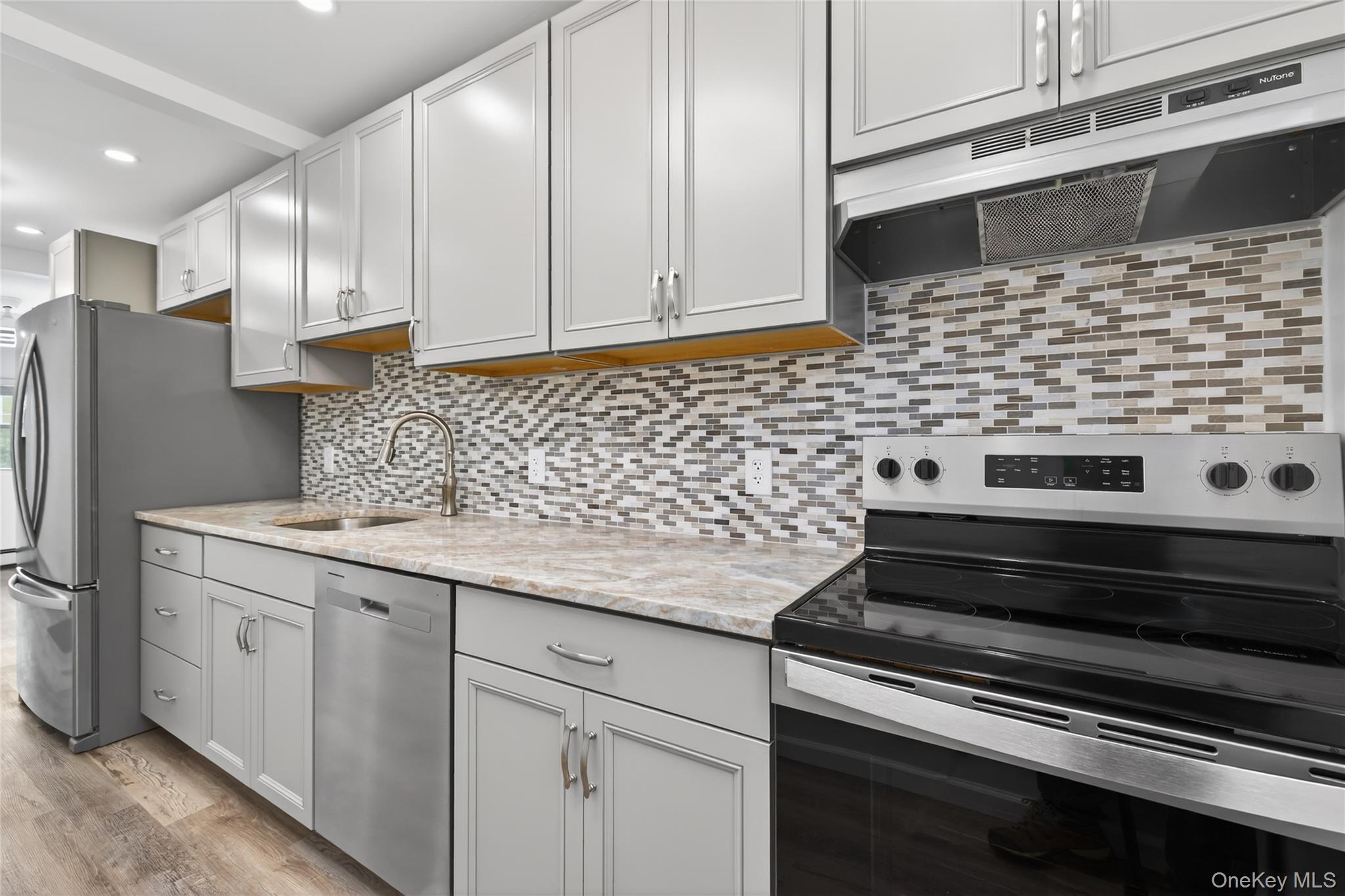 47 Weeks Road, North Babylon, NY 11703