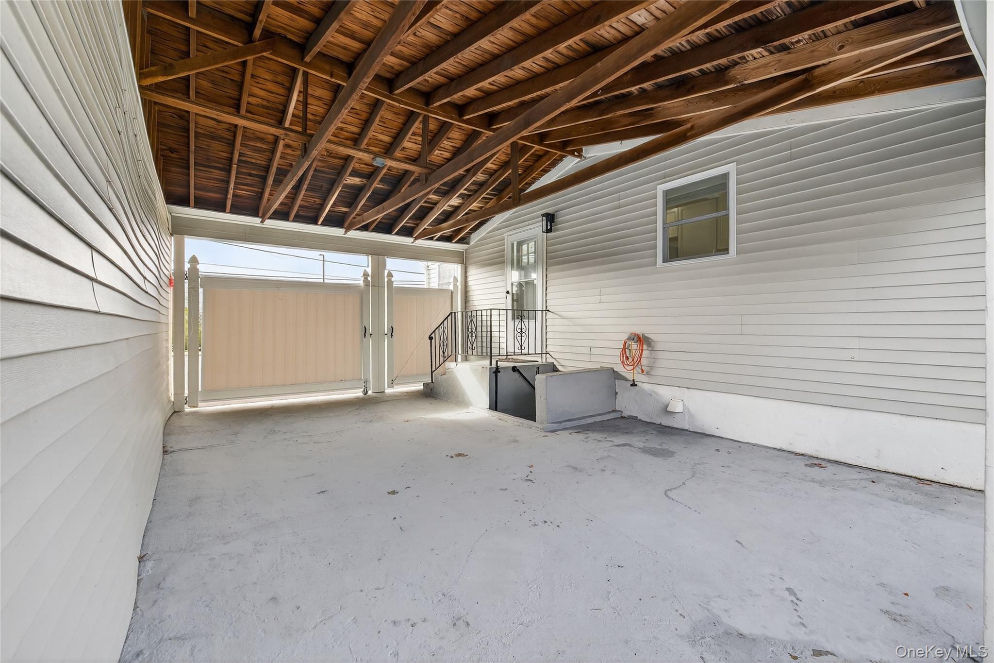 47 Weeks Road, North Babylon, NY 11703