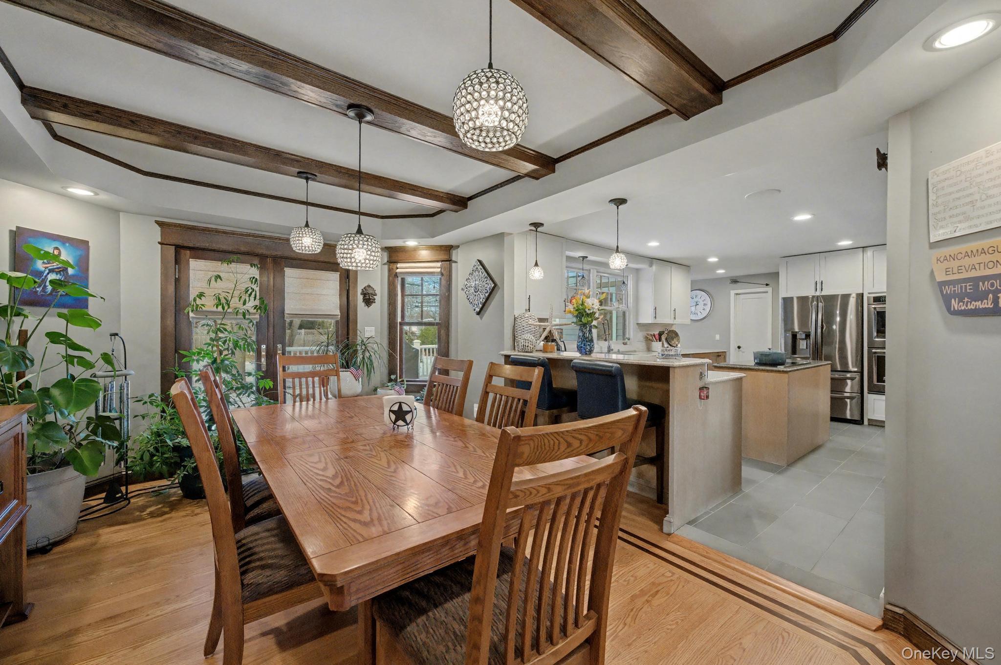 2 Greg Lane, East Northport, NY 11731