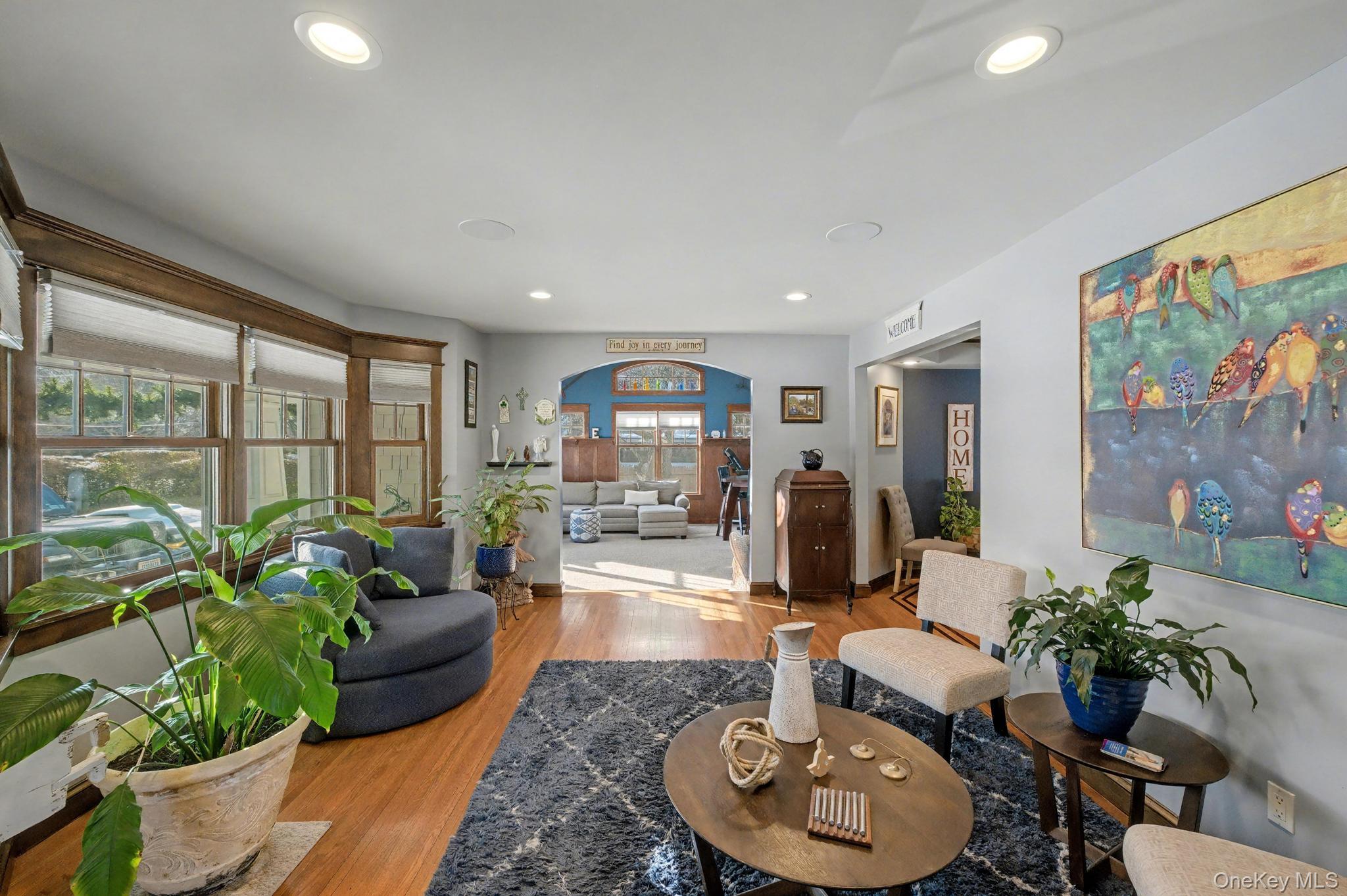 2 Greg Lane, East Northport, NY 11731