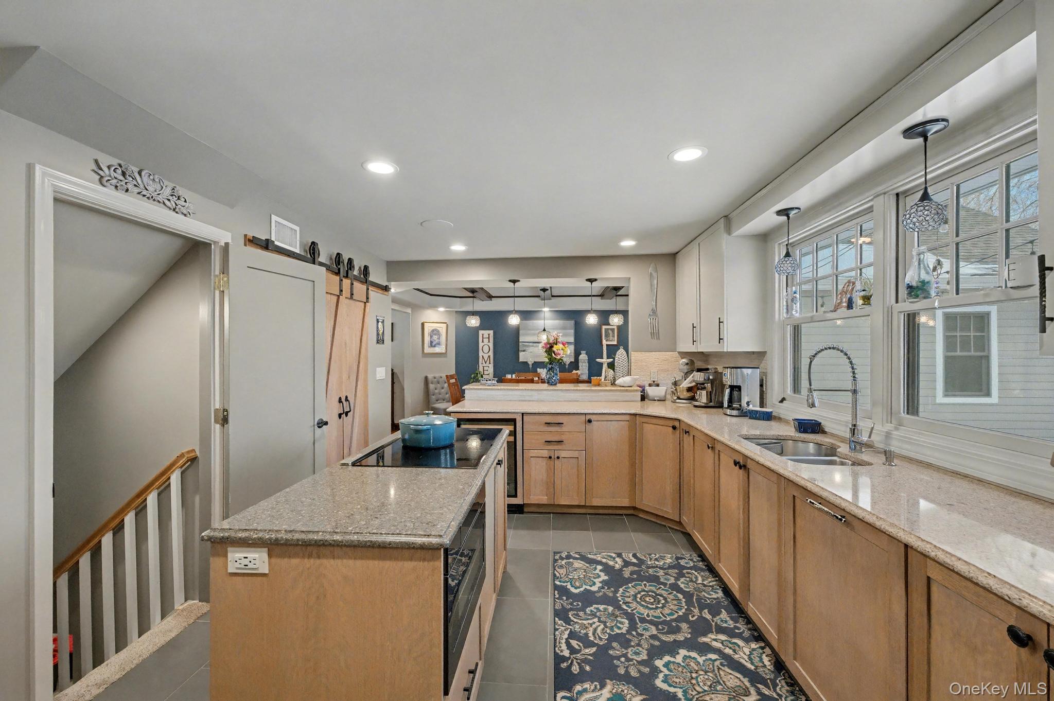 2 Greg Lane, East Northport, NY 11731