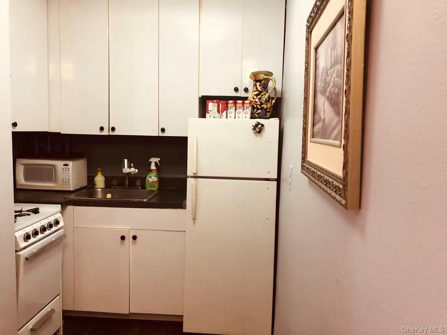 14340 41st Avenue # 6F, Flushing, NY 11355