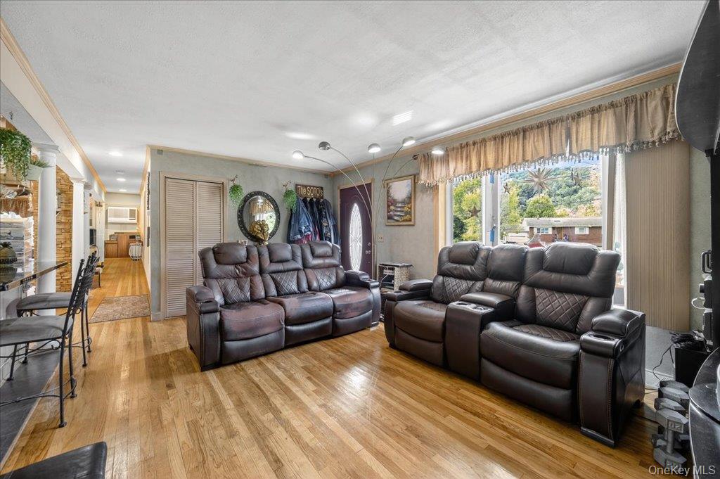 11 Merriewold Lane N, Monroe, NY 10950