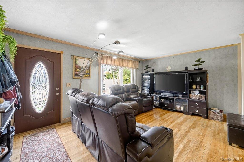 11 Merriewold Lane N, Monroe, NY 10950