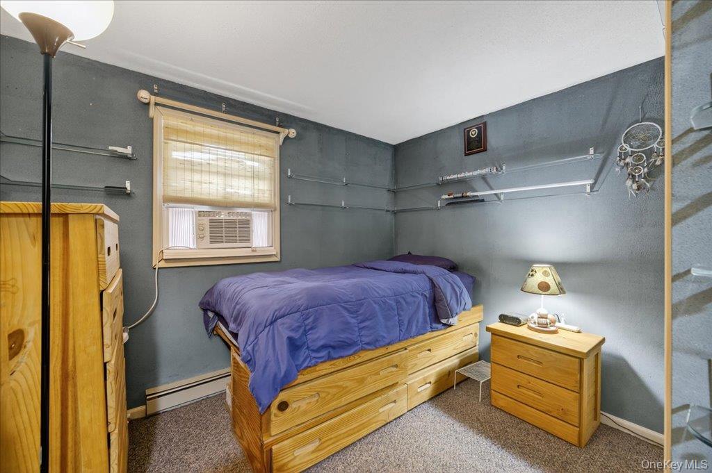 11 Merriewold Lane N, Monroe, NY 10950