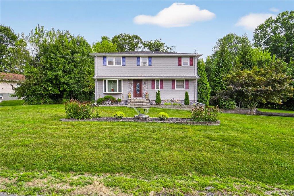 11 Merriewold Lane N, Monroe, NY 10950