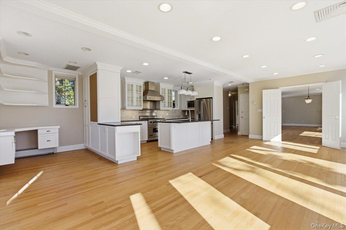 27 Harbor Terrace Drive, Rye, NY 10580