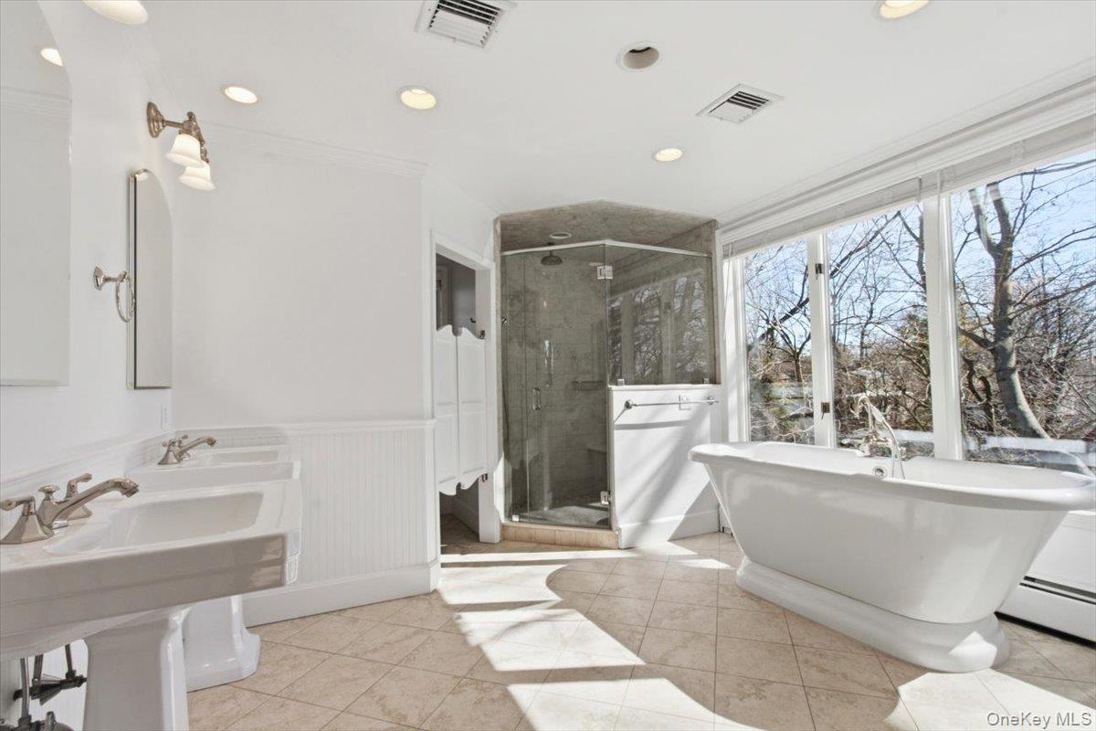 27 Harbor Terrace Drive, Rye, NY 10580