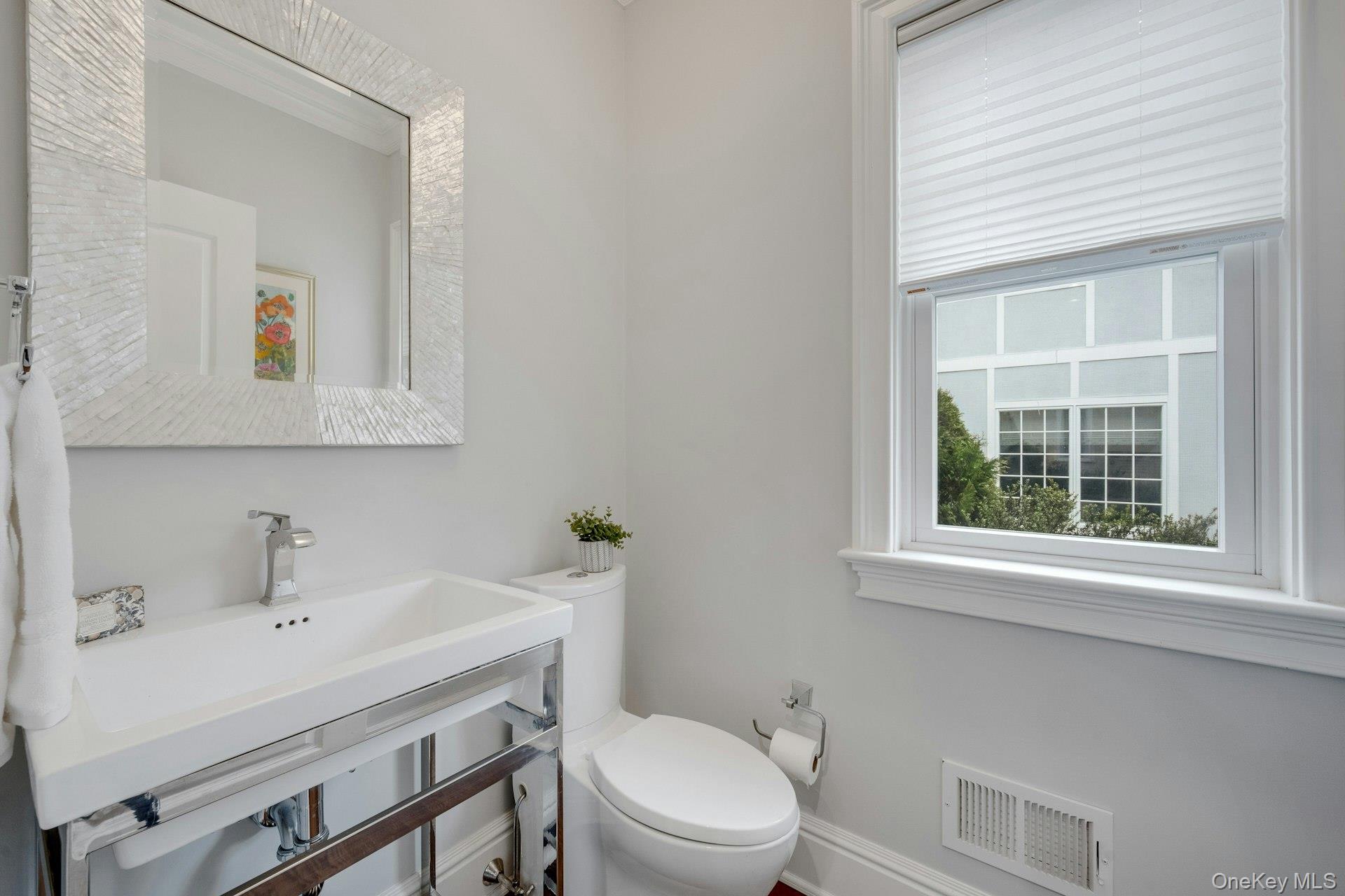 47 Graham Road, Scarsdale, NY 10583