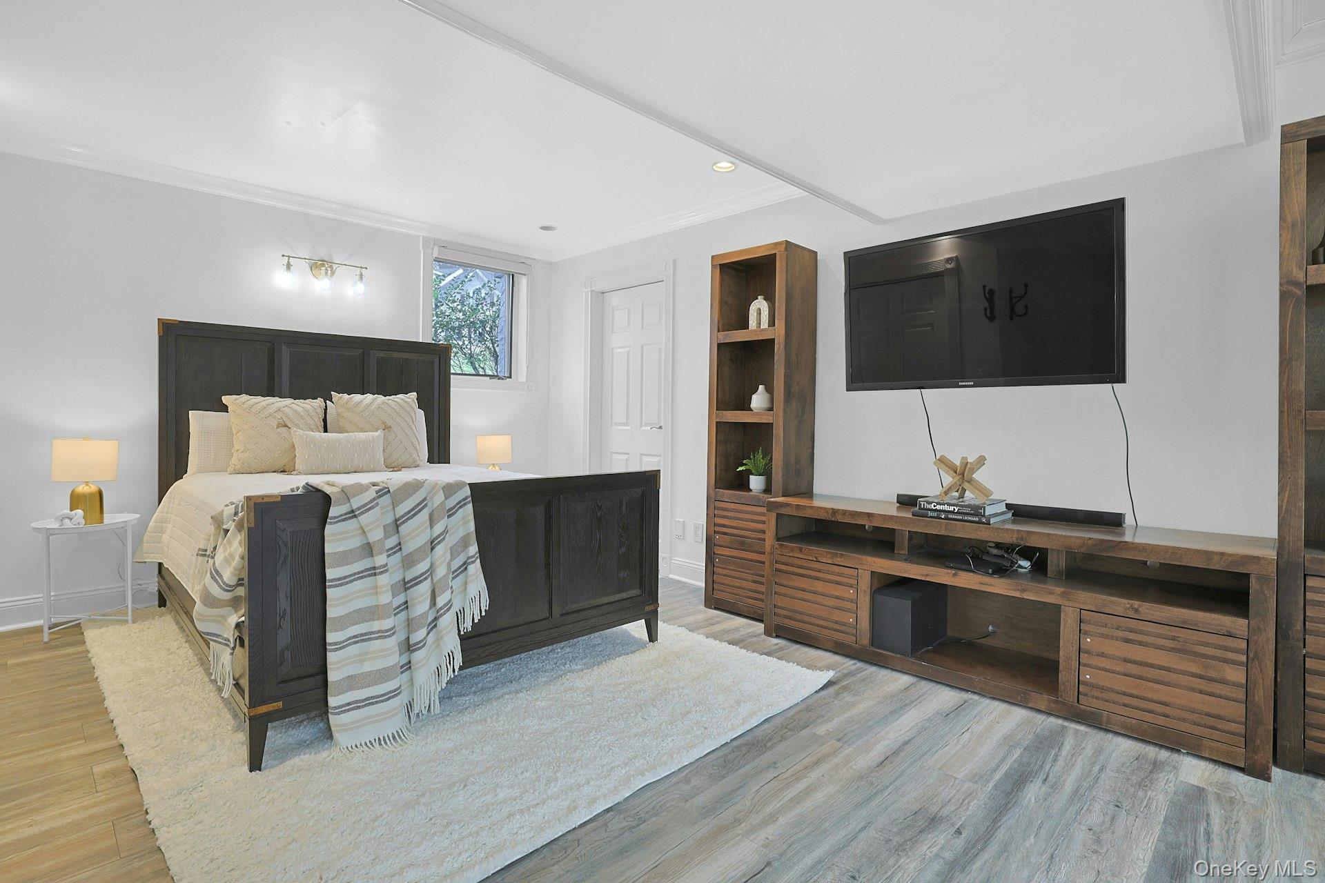 45 Sprain Valley Road, Scarsdale, NY 10583