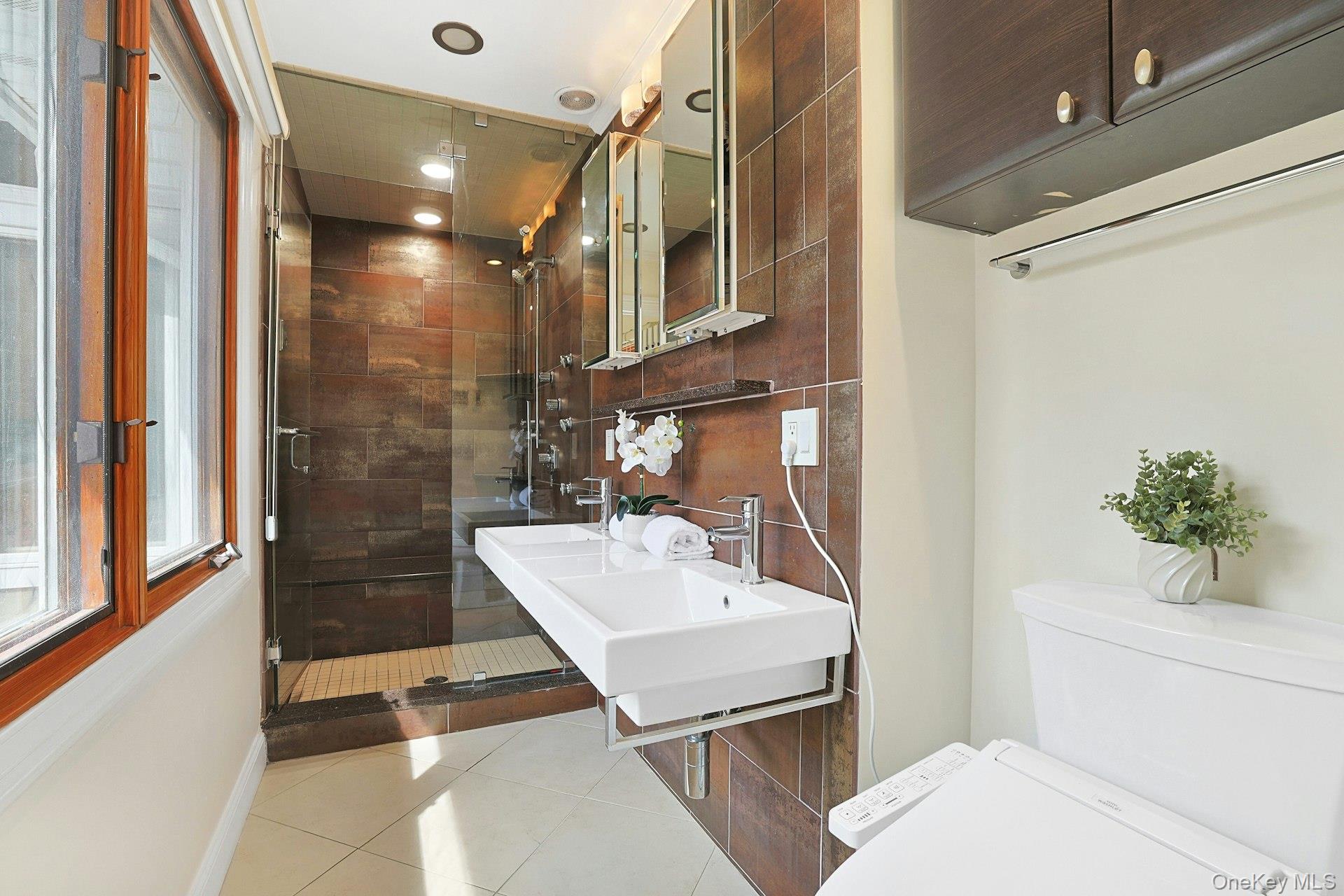 45 Sprain Valley Road, Scarsdale, NY 10583